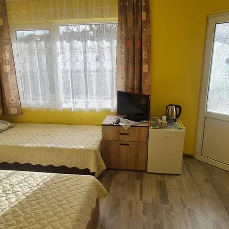 Fema Konukevi 3*