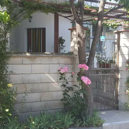 Fema Guest house Balchik